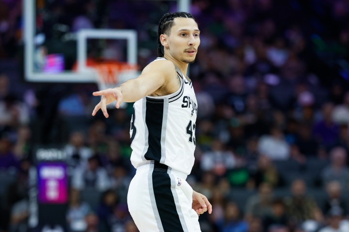 媒体人:林迪·沃特斯投射能力非常出色 但在NBA时比赛专注度不够 媒体人:林迪·沃特斯投射能力非常出色 但在NBA时比赛专注度不够