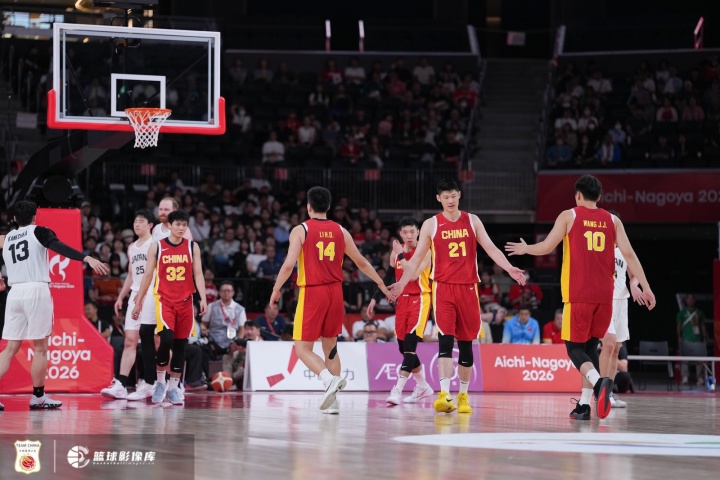解说:相似的问题永远无法解决 中国男篮未来的希望会有多大? 解说:相似的问题永远无法解决 中国男篮未来的希望会有多大?