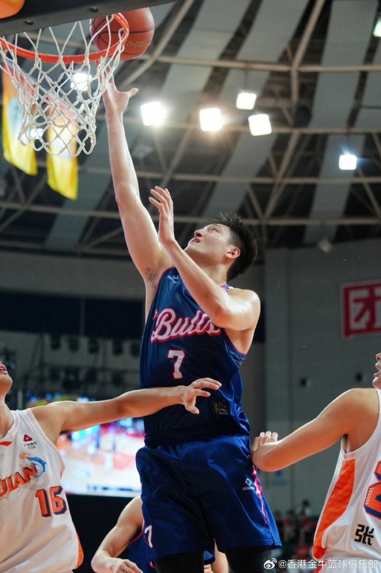 香港金牛第三届同心杯三连胜夺冠!区俊炫获得MVP! 香港金牛第三届同心杯三连胜夺冠!区俊炫获得MVP!